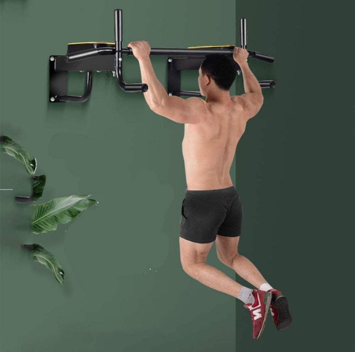 Barre de Traction Murale à Prise Multiple avec cintres pour Cordes